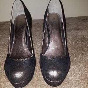 ZigiSoho- Black lace heels/pumps